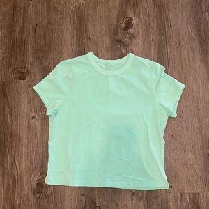 Lululemon classic fit cotton blend tshirt wild mint size 4